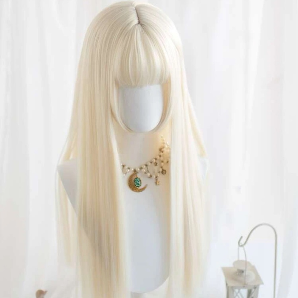 Blonde wig